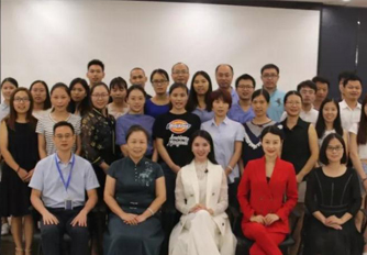 增強魅力，提升形象——星徽精密舉辦“ 魅力綻放 ”職業形象禮儀講座